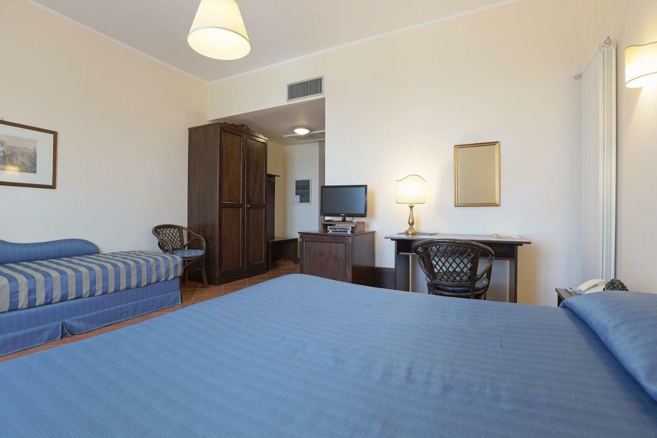 Pigna D'Oro Country Hotel Santo Stefano Quisquina Eksteriør billede