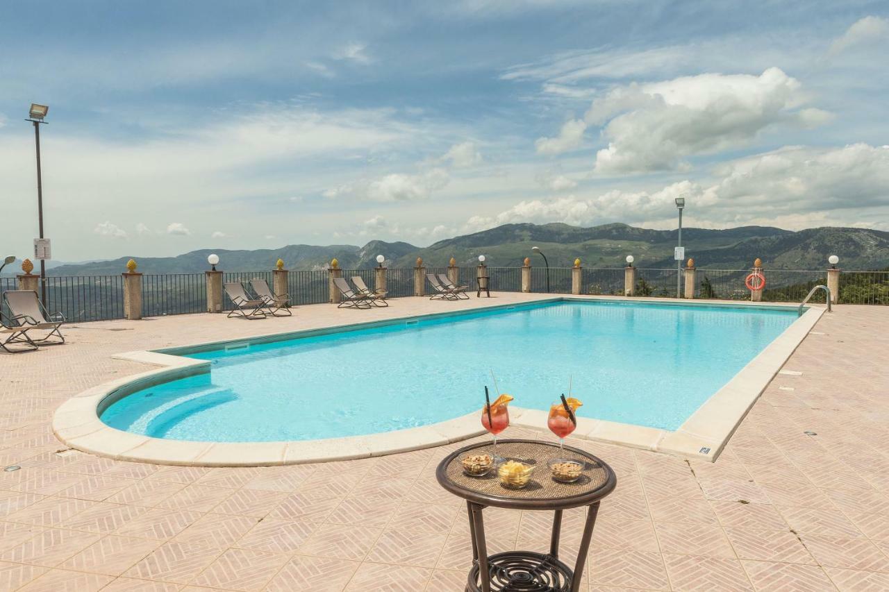 Pigna D'Oro Country Hotel Santo Stefano Quisquina Eksteriør billede