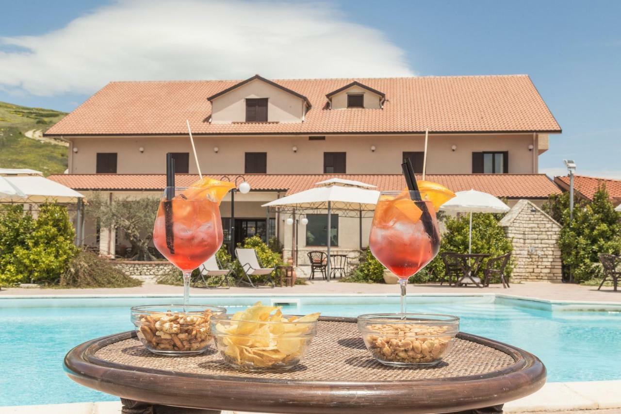 Pigna D'Oro Country Hotel Santo Stefano Quisquina Eksteriør billede